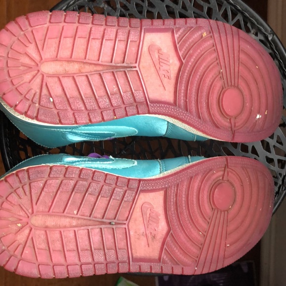 Nike Jordan’s women’s size 5.5 - Picture 4 of 5